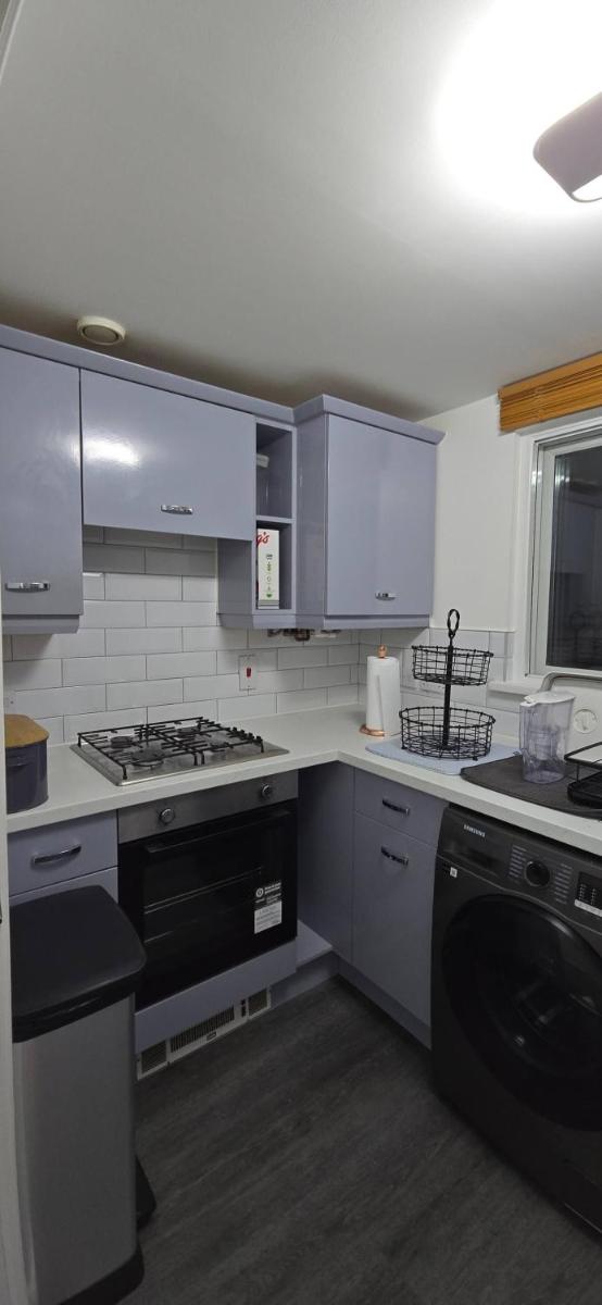 Stylish 2-Bed Apartment in Newport, Perfect for a Relaxing Getaway - Housity