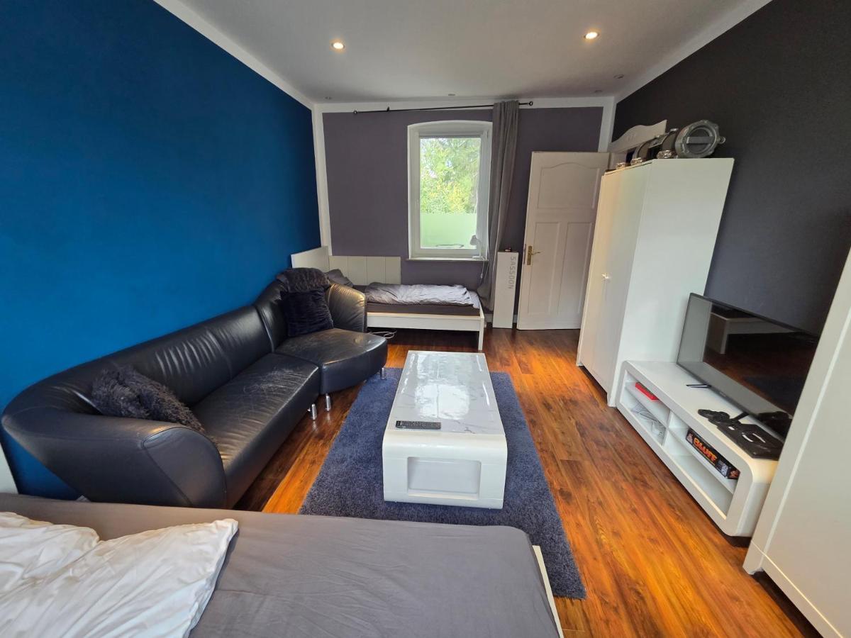 Goldhand Chill Point Bielefeld - Housity