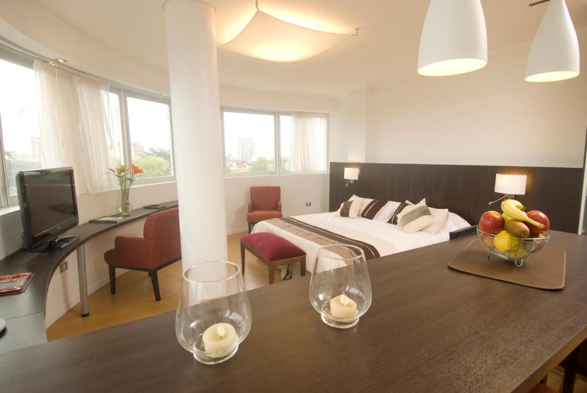 Suitetrails - Plaza Suites Campana