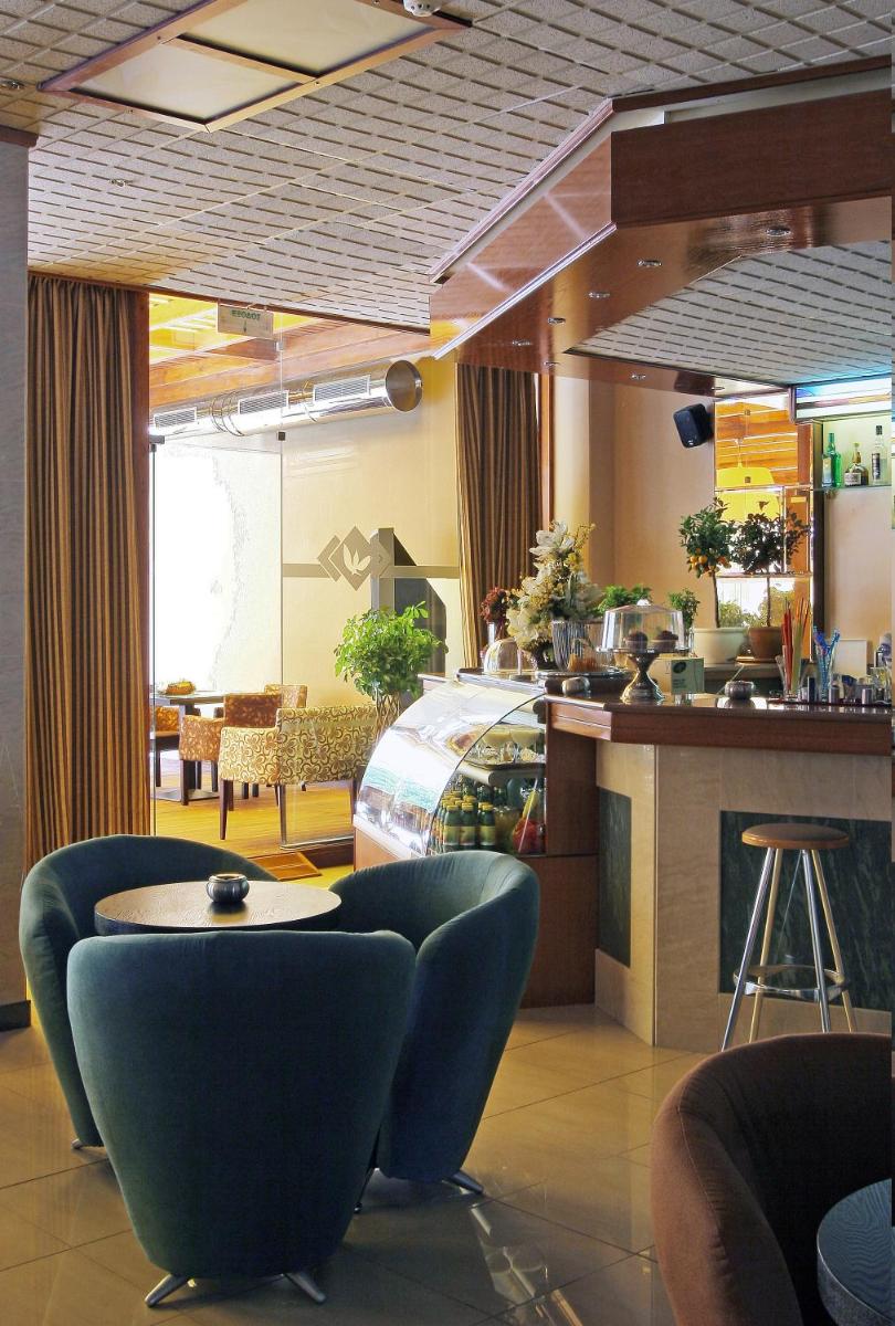 Lydia Hotel - Housity