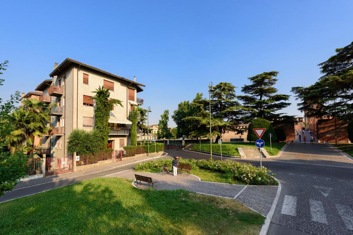 Castle View - Apartment - Housity