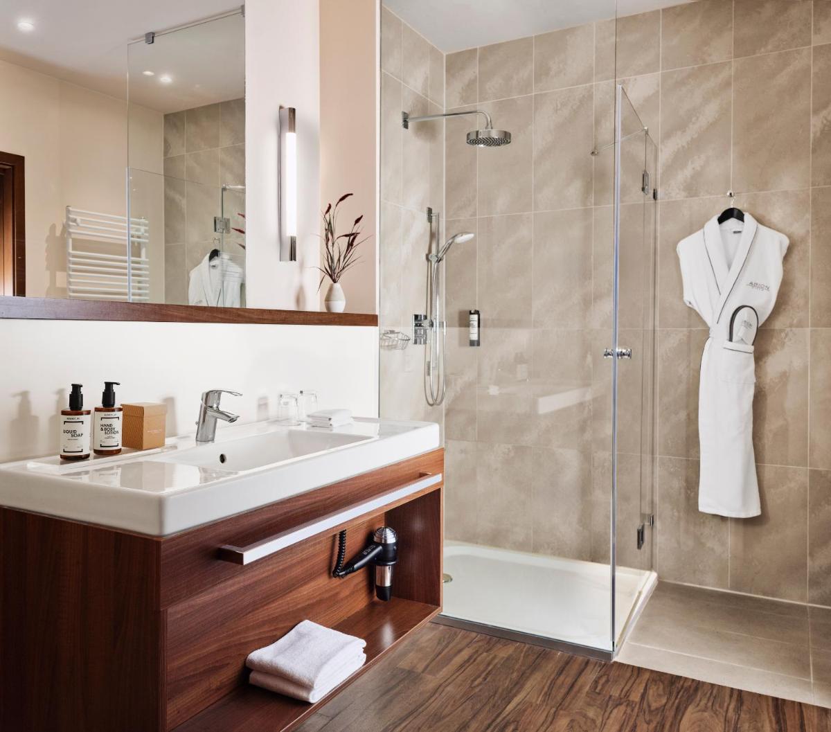 Ein Badezimmer in der Unterkunft ABION Villa Suites