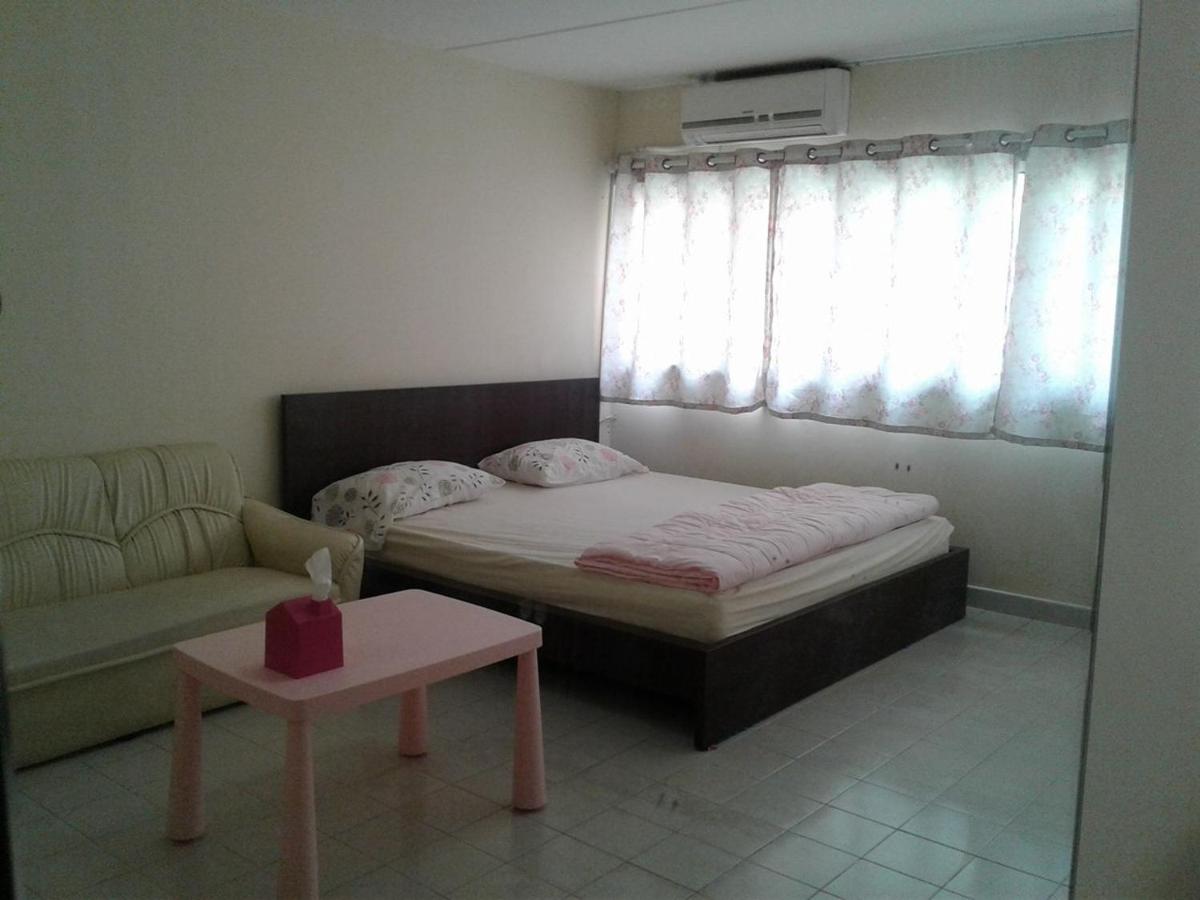 IMPACT Challenger Muang Thong Thani Service Apartment - Housity