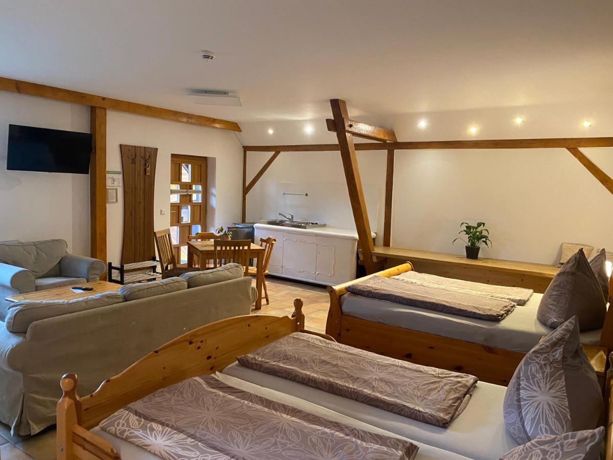 Gasthaus & Pension "Zur Eintracht" - Housity