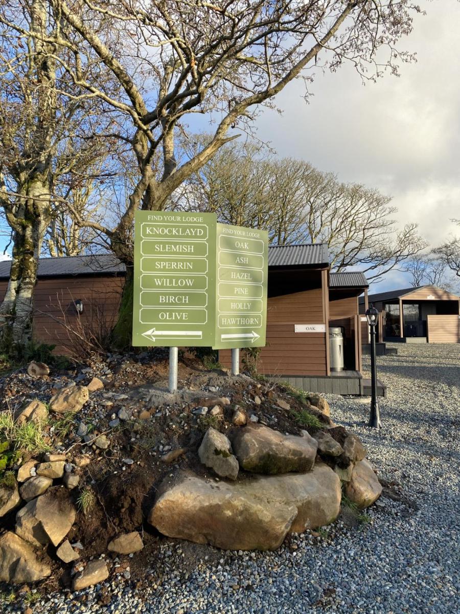 Belraugh Mountain View Hot Tub Lodges - Housity