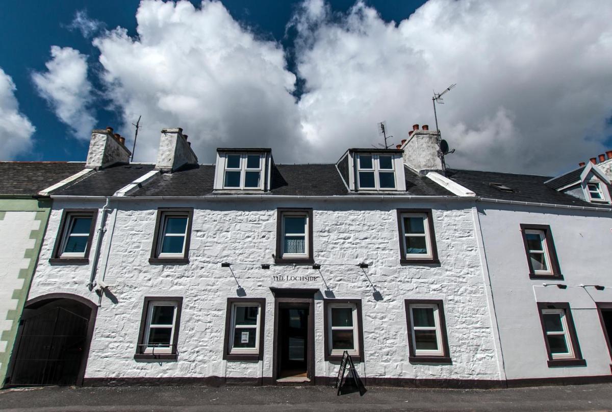 Lochside Hotel - Housity