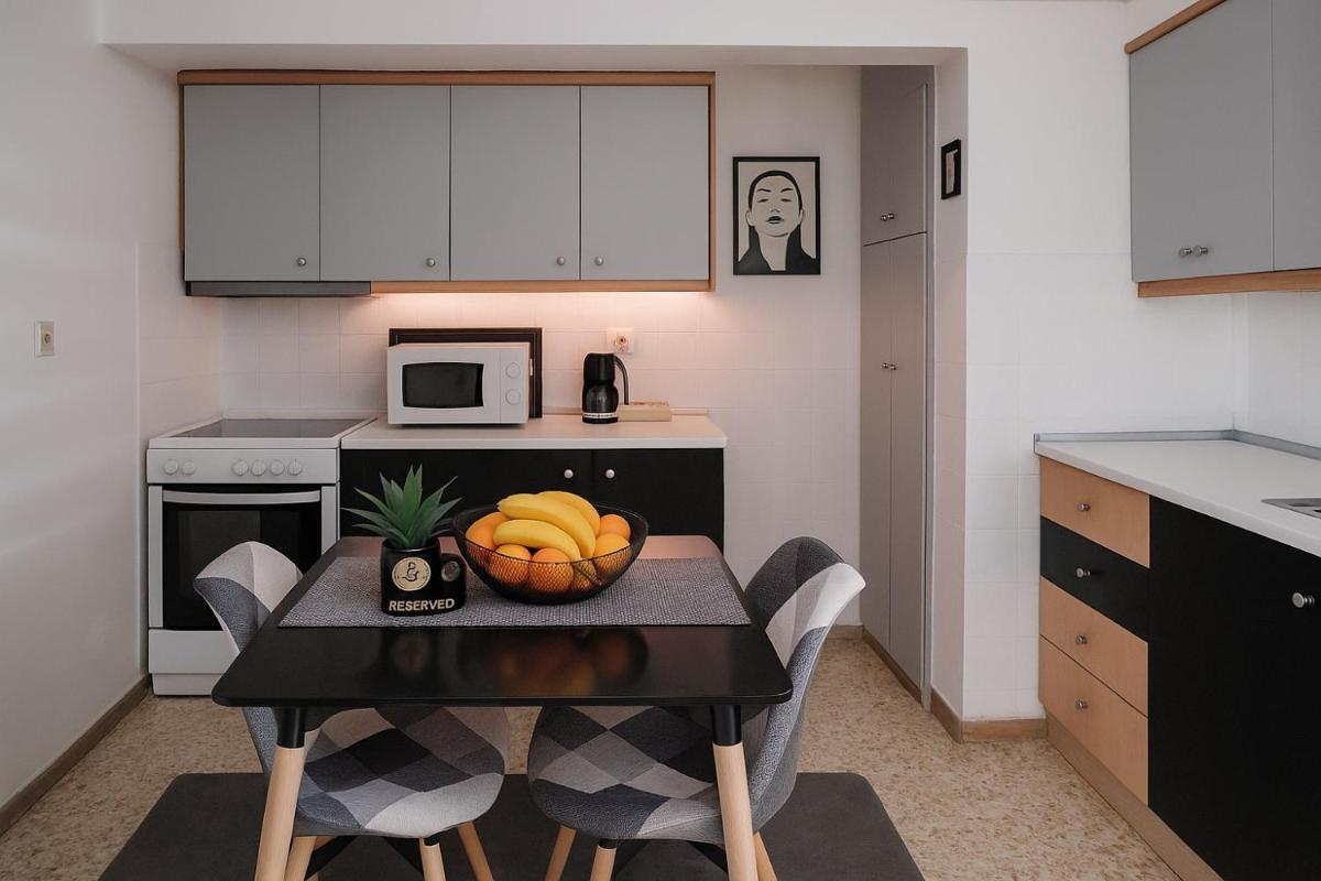 ELIAS APARTMENT - Hizvo