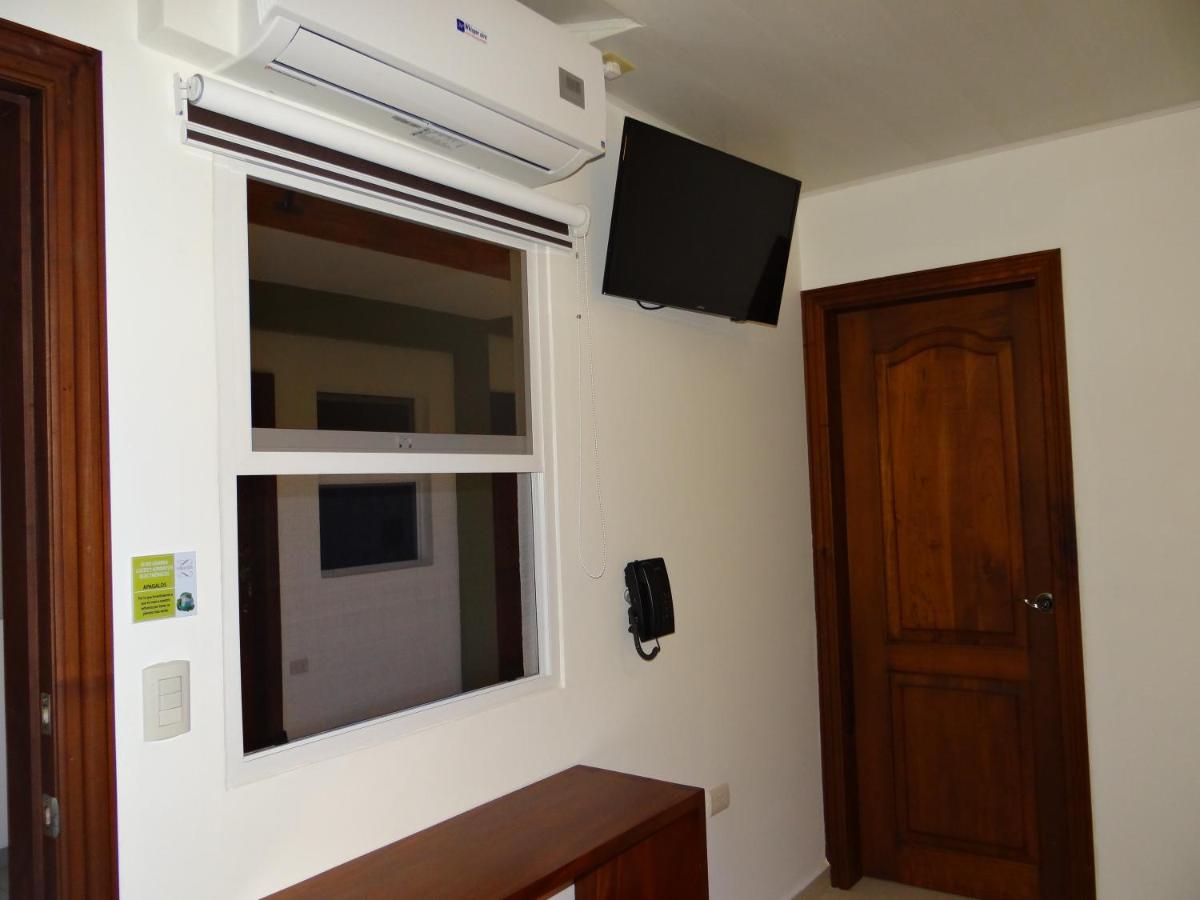 Veranda Hotel - Housity