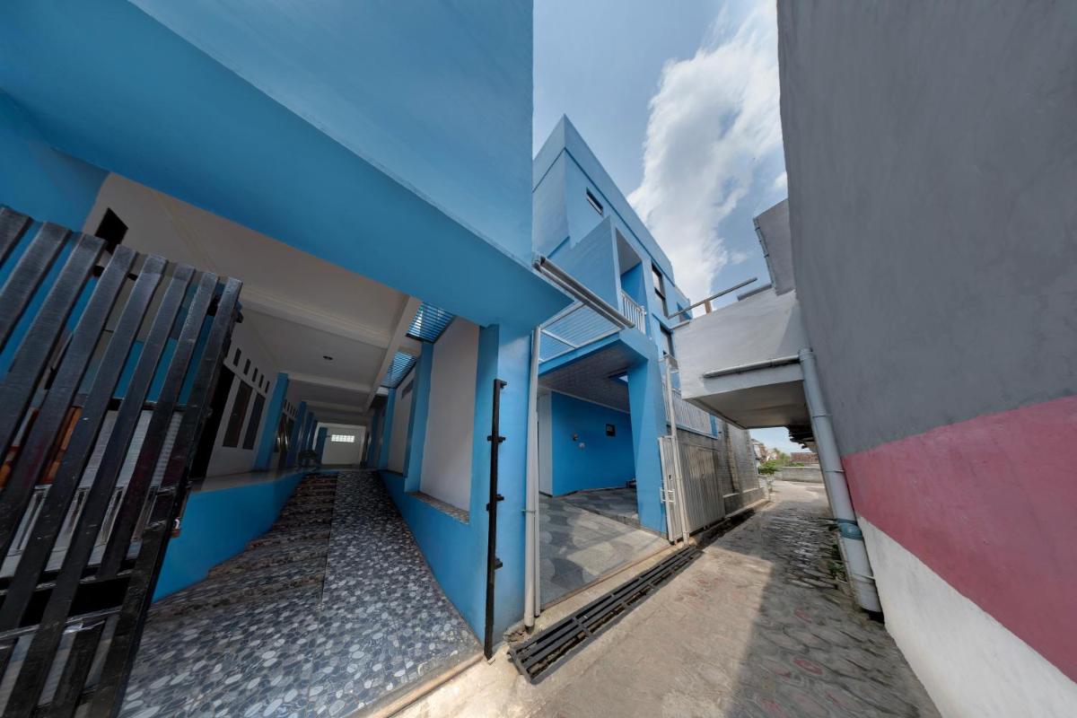 Hotel O 94843 Syariah Hj. Lilis Sukabumi - Housity