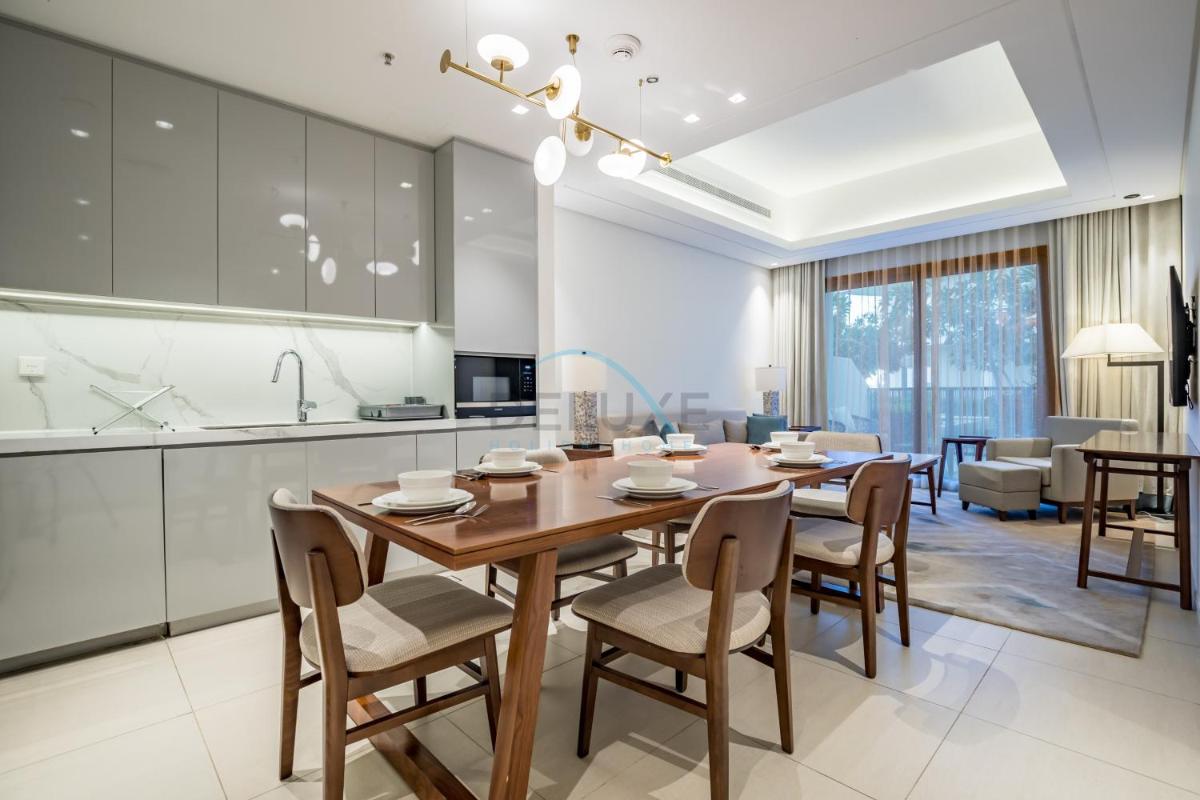 3BR Family Residence with Distant Sea View and Assistant Room, Just Minutes from Fujairah Pristine Beaches, The Address Fujairah Residences Block A, Fujairah by Deluxe Holiday Homes - Housity