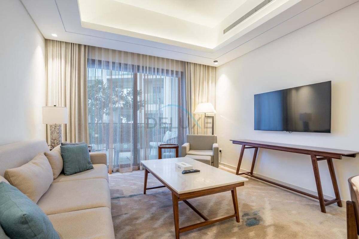 3BR Family Residence with Distant Sea View and Assistant Room, Just Minutes from Fujairah Pristine Beaches, The Address Fujairah Residences Block A, Fujairah by Deluxe Holiday Homes - Housity