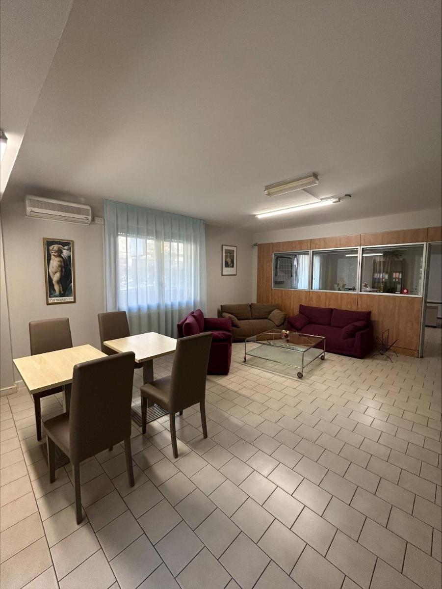 Parmigianino Apartments - Housity