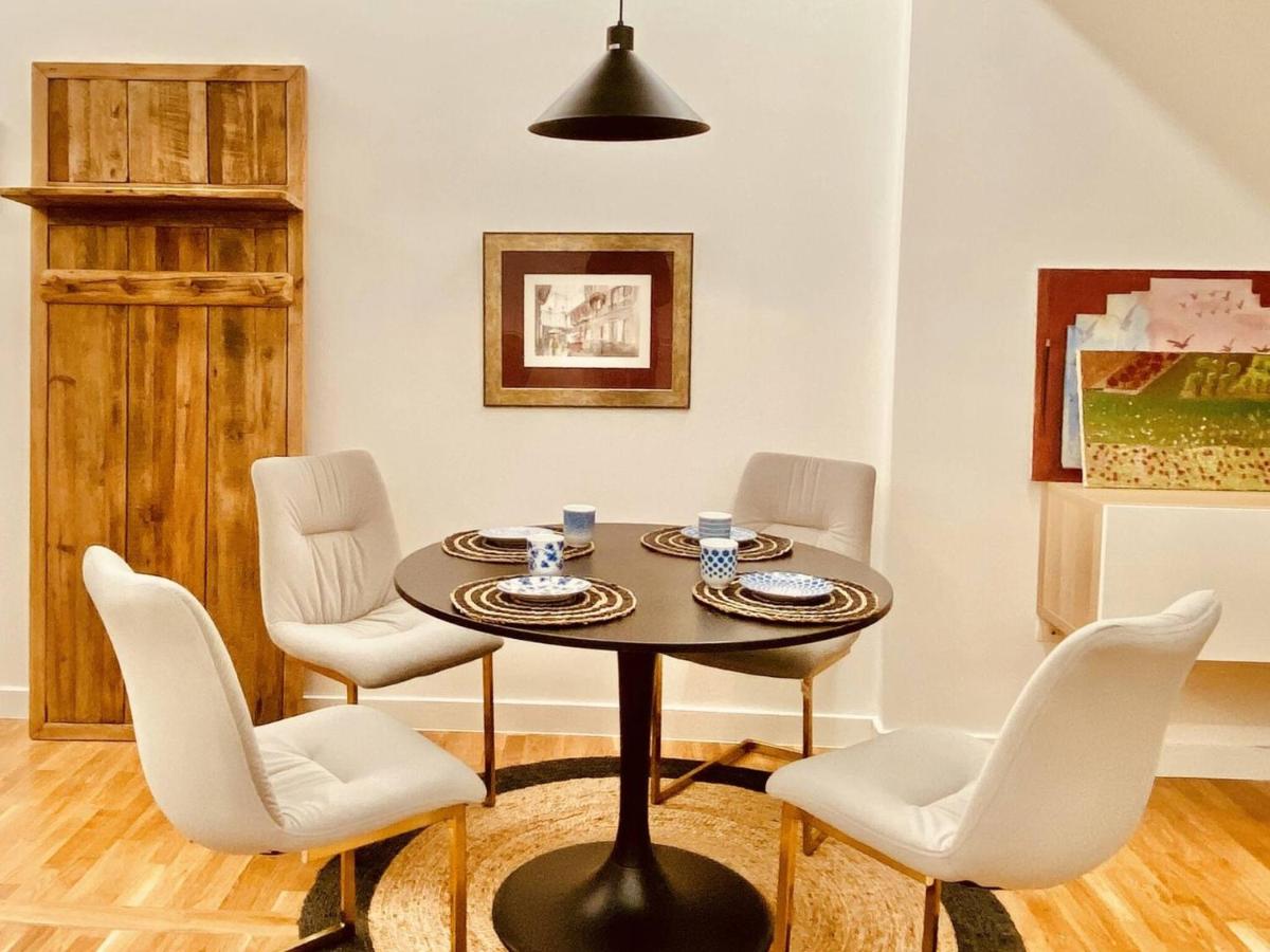 Quiet and Cozy Downtown Apartment - Housity