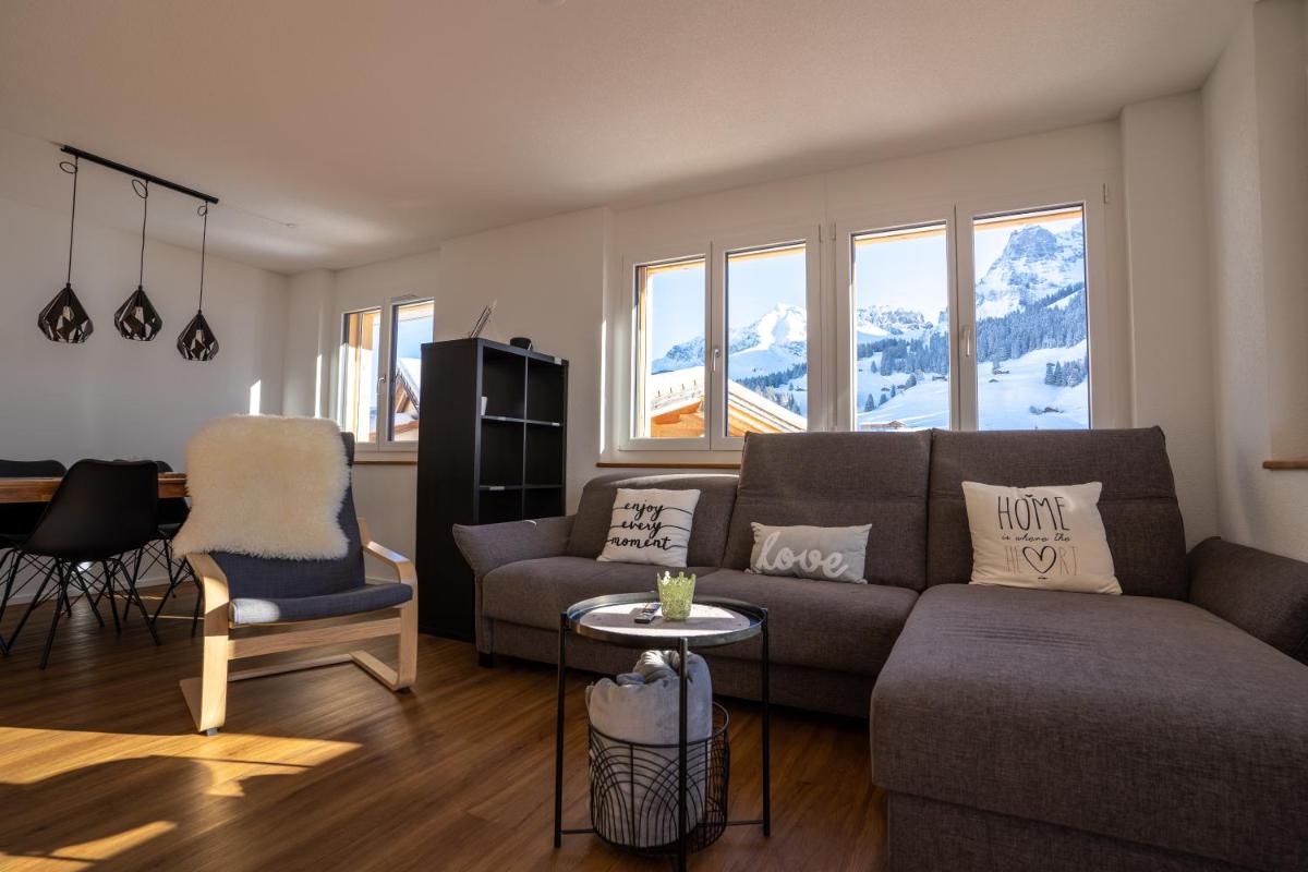 Chuenislodge1 Neu, grosse Terrasse & Designerofen, prächtige Aussicht - Housity