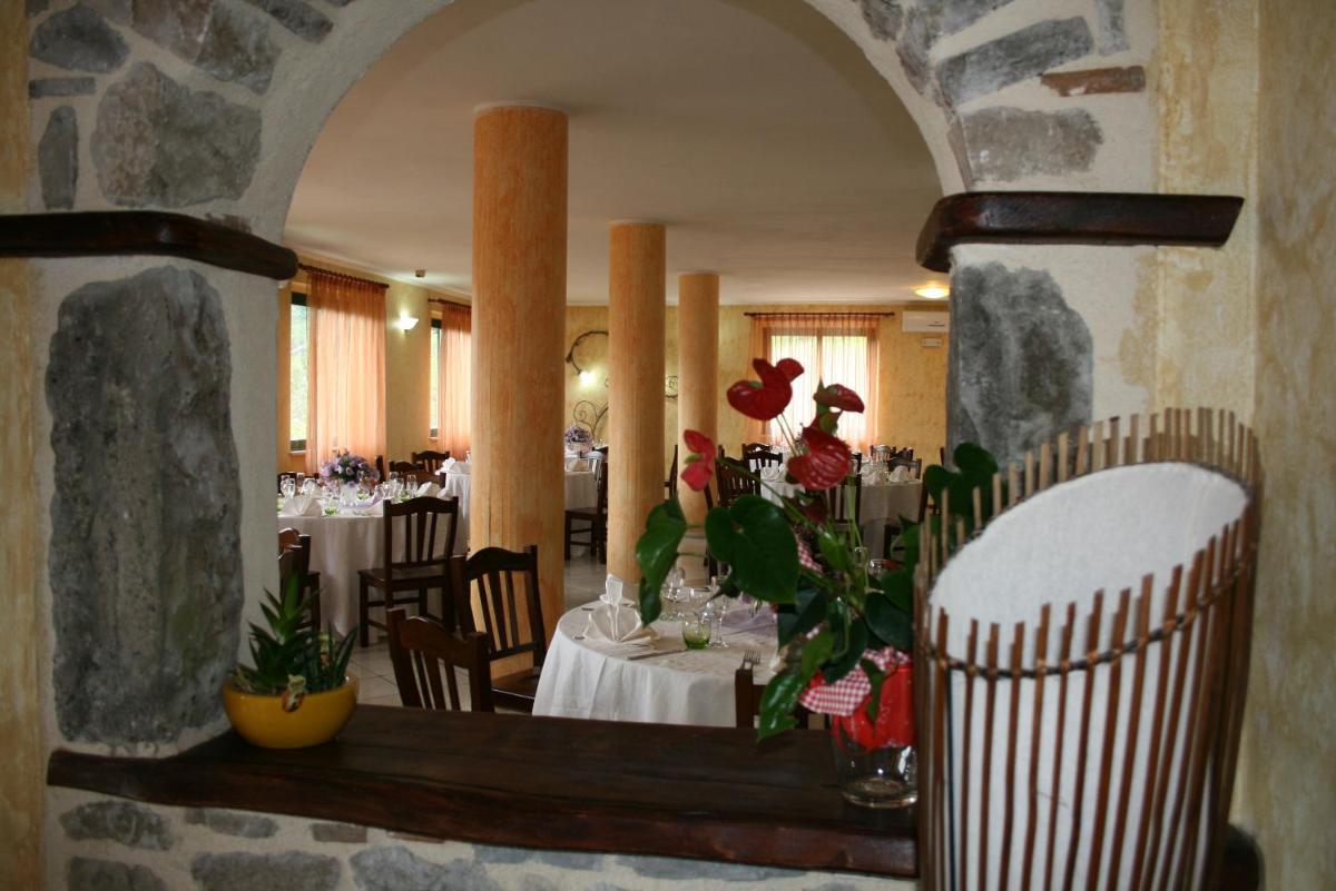Nido delle Rondini hotel Ristorante Pizzeria - Housity