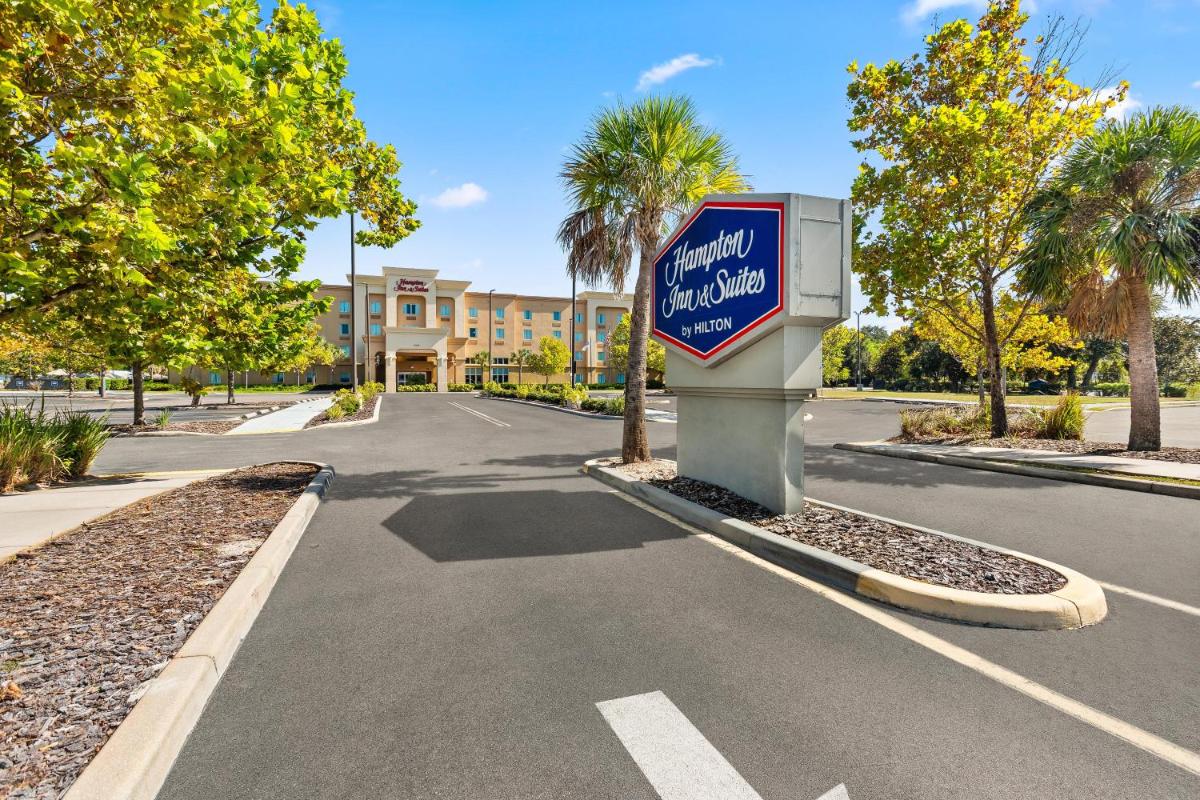Hampton Inn & Suites Port Richey - Housity