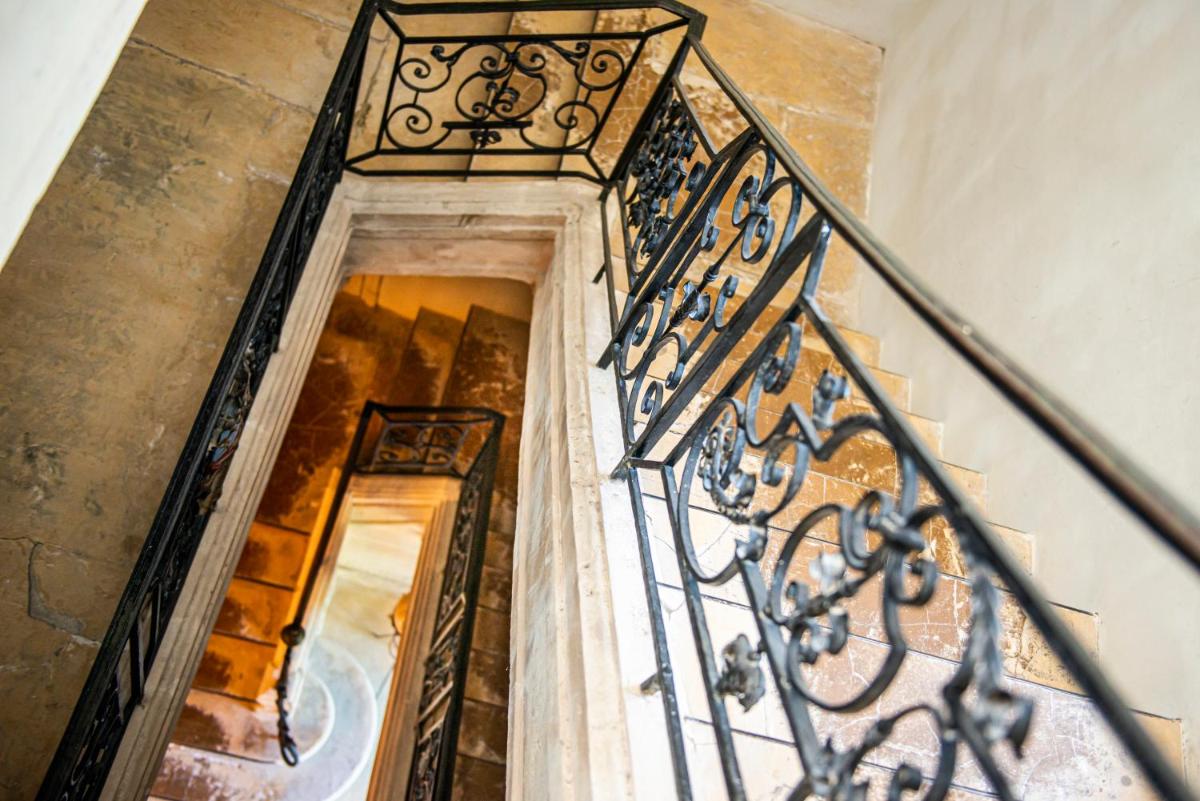 Photo de la galerie de l'établissement Château De Massillan, à Uchaux