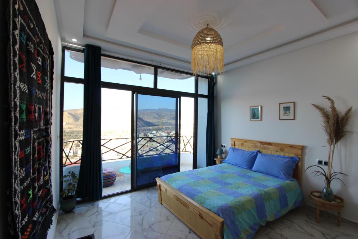 Agadir Funky Chill Guesthouse Surf, Horse, Music adventures - Housity