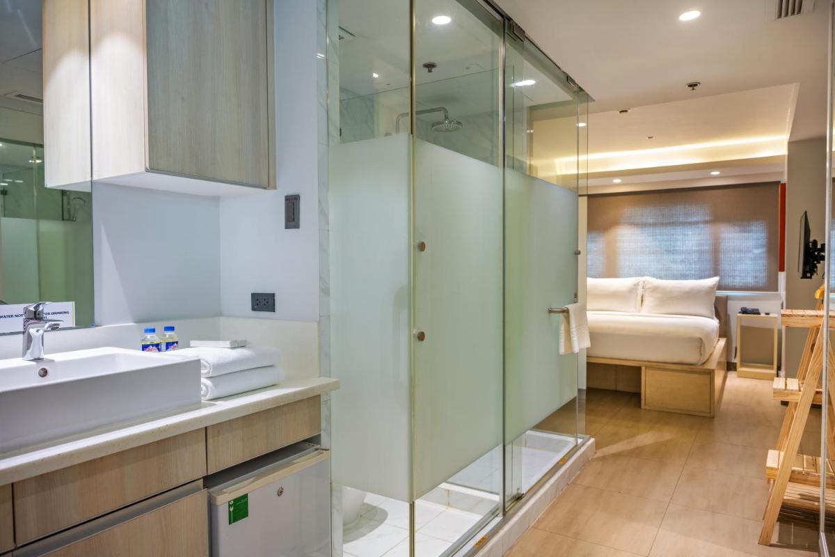 The Mini Suites Eton Tower Makati - Hizvo