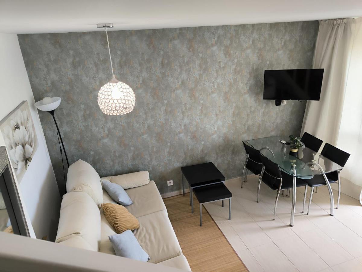 Estudio dúplex a 150 metros de la playa - Housity