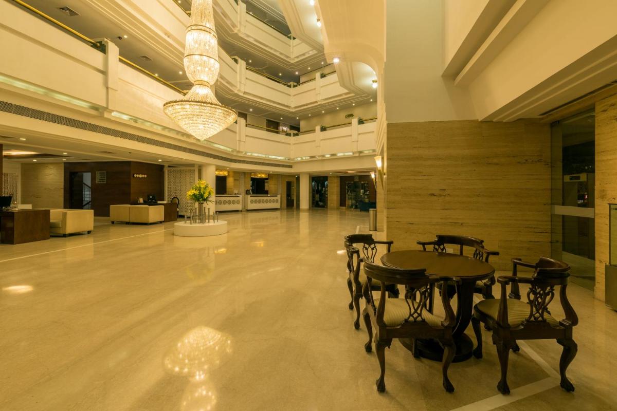 Howard Plaza The Fern, Agra - Housity