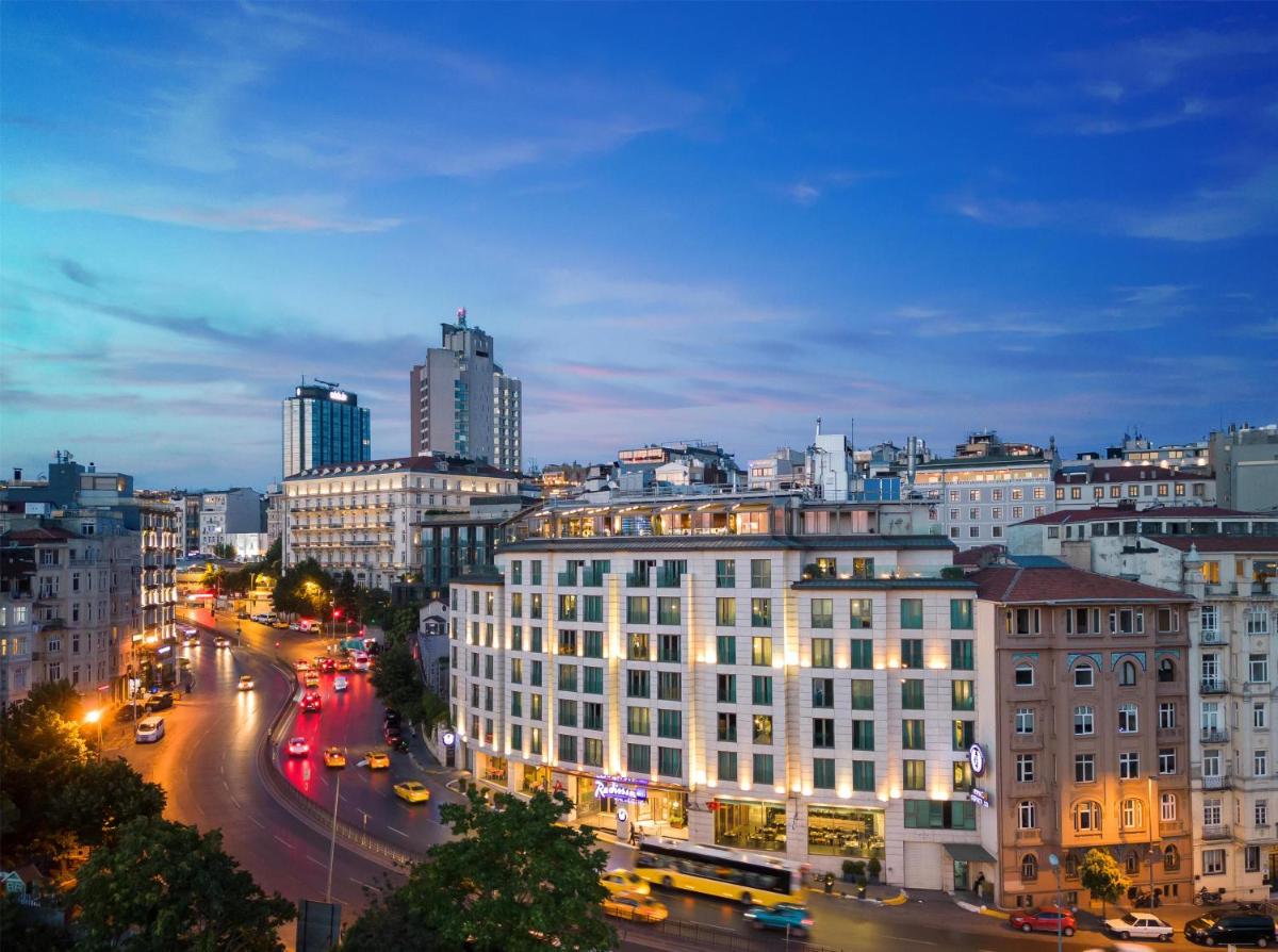 Radisson Blu Hotel Istanbul Pera - Housity
