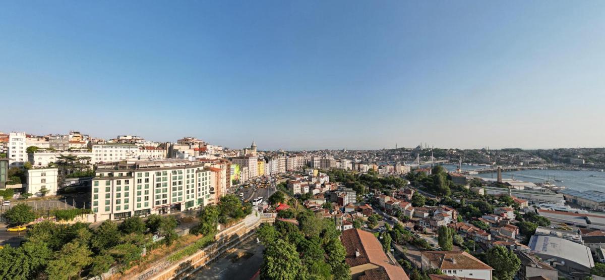 Radisson Blu Hotel Istanbul Pera - Housity
