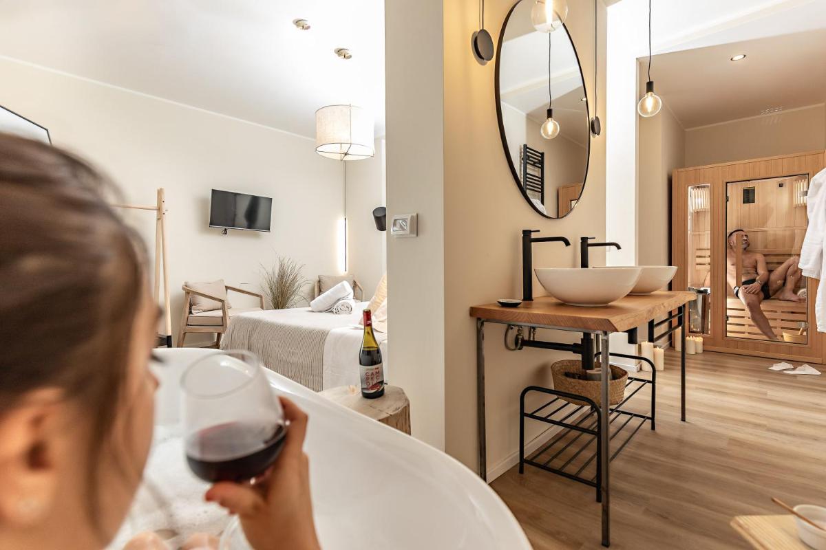 WelcHome Wellness Suites - Housity