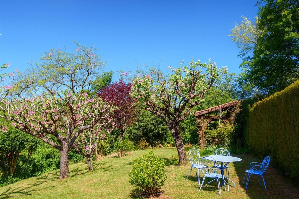 La Colline - Chambre d\'hôtes - B&B - Housity