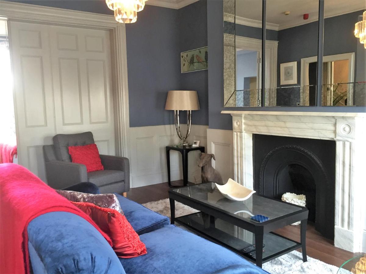 Hewlett Apartments - Housity