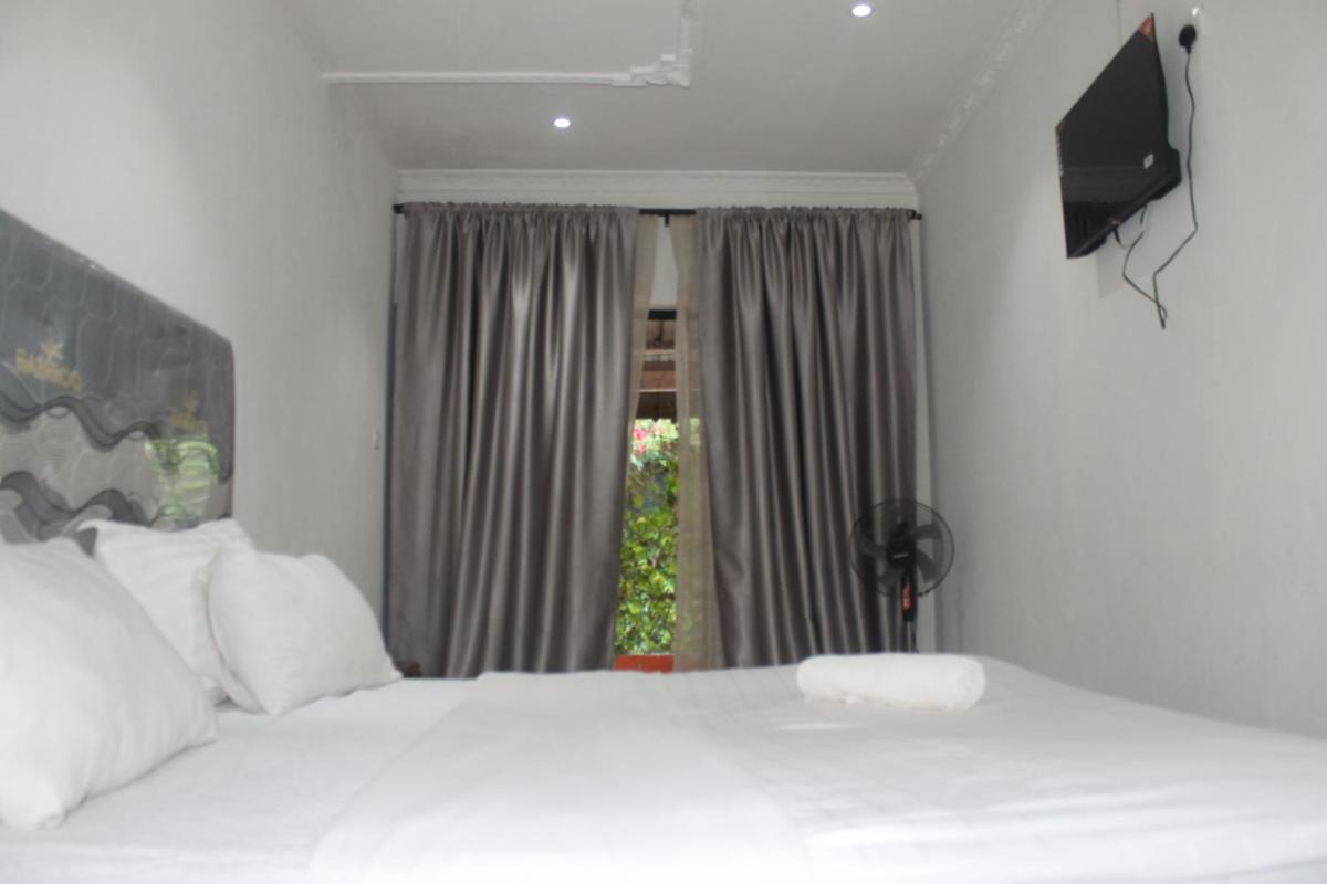 Honeybed Lodge - Hizvo