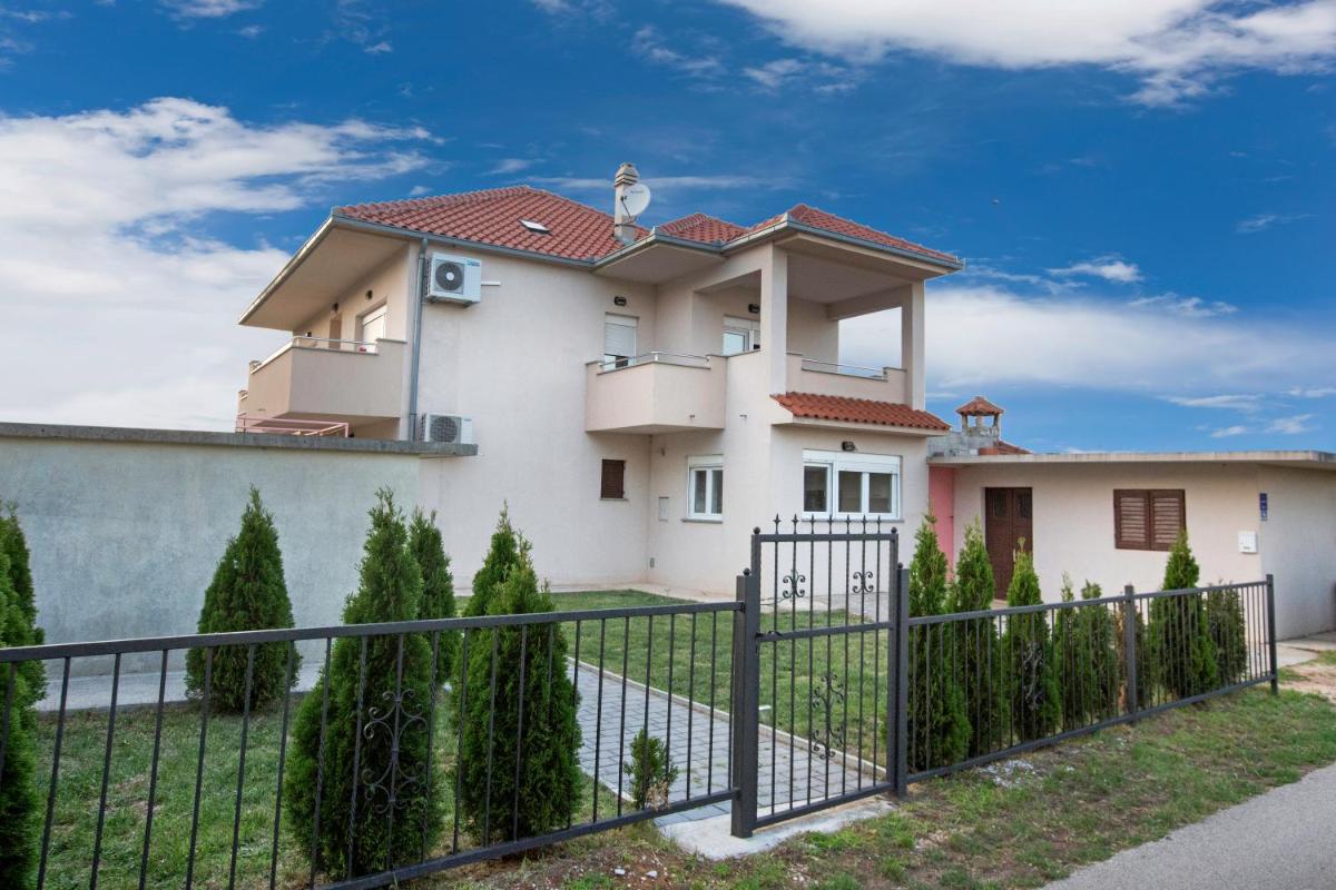 Holiday house Suzana - Housity