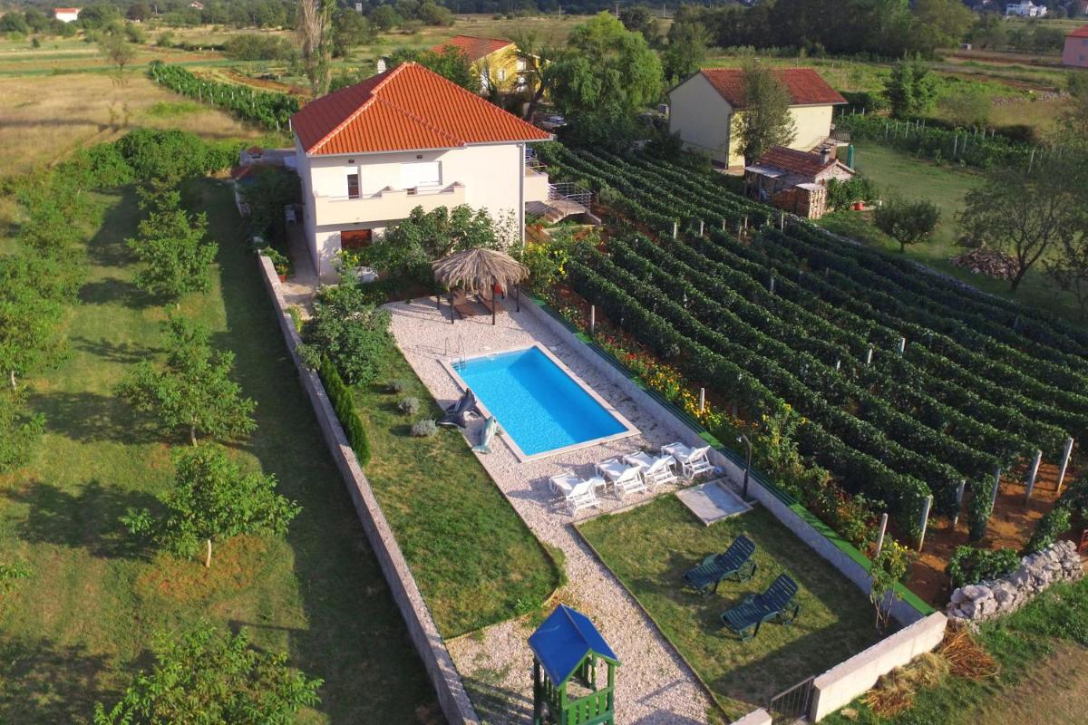 Holiday house Suzana - Housity