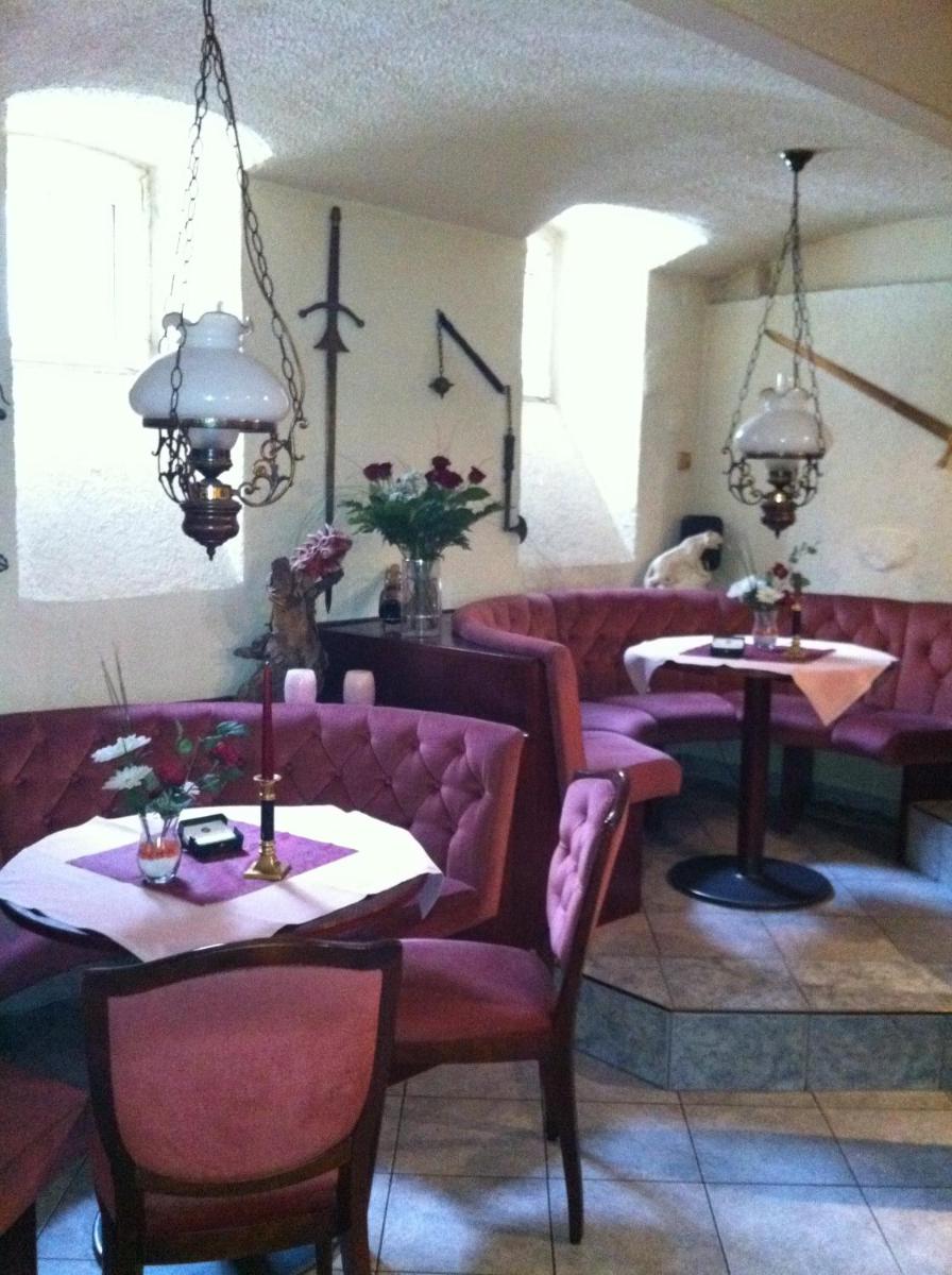 Hotel Zum Goldenen Löwen - Housity