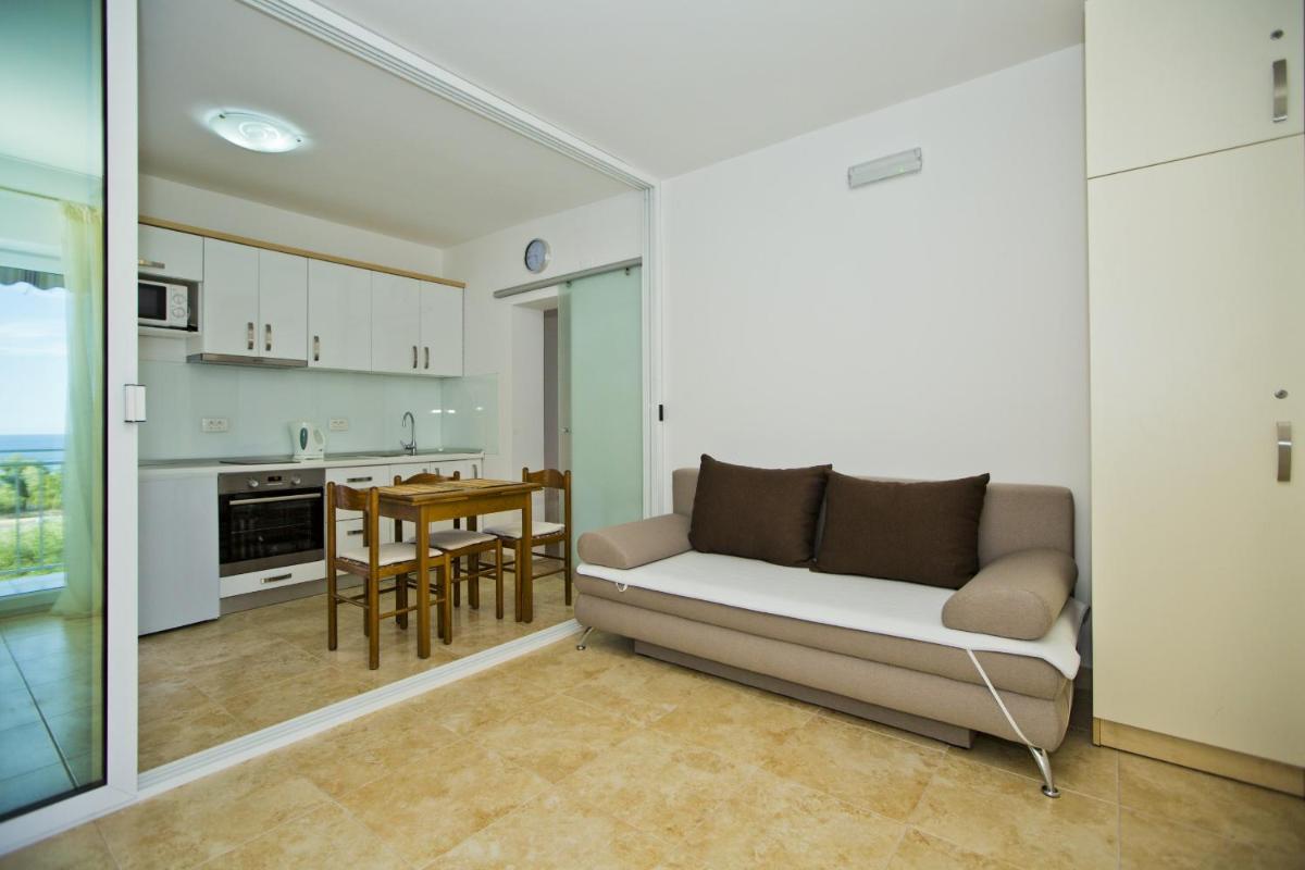 Apartment Lusy - Housity
