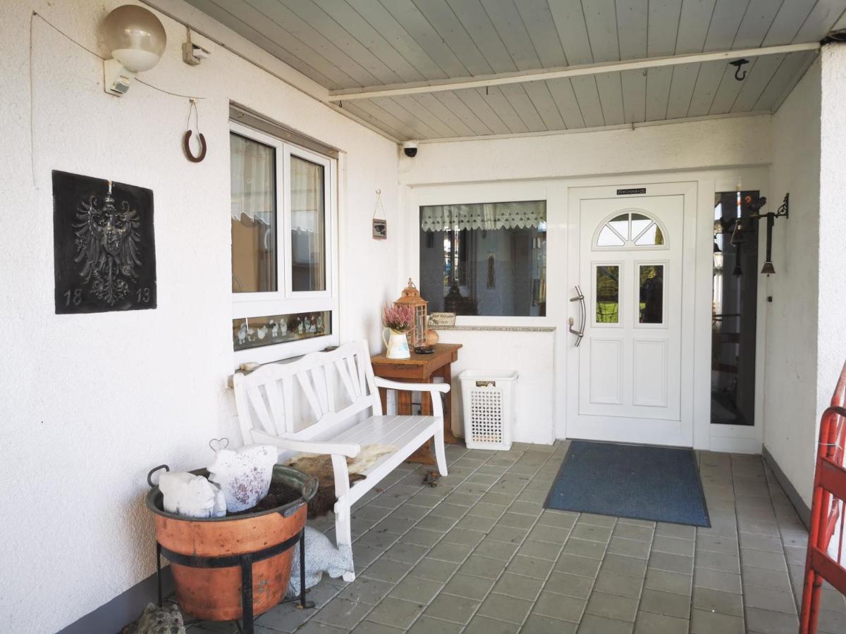 BodenSEE Monteurwohnung Ritteln Grünkraut - Housity
