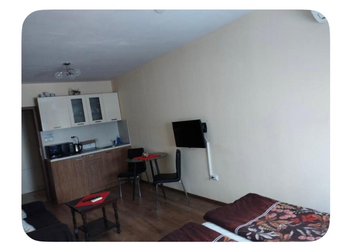 Studio Zora - Housity