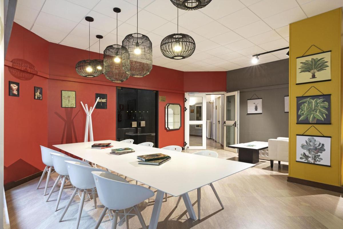B&B Hotel Como City Center - Housity
