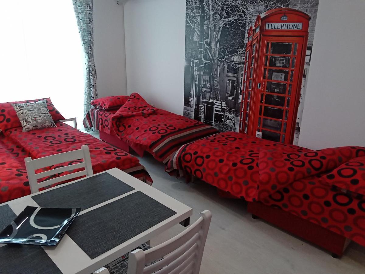 Studio La Casa - Housity