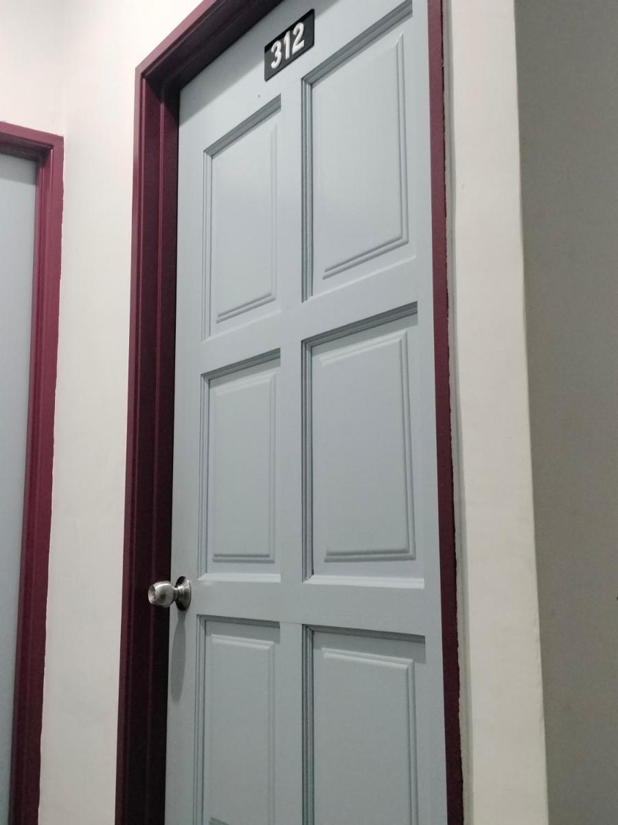 BENUTHOMEStay - Housity
