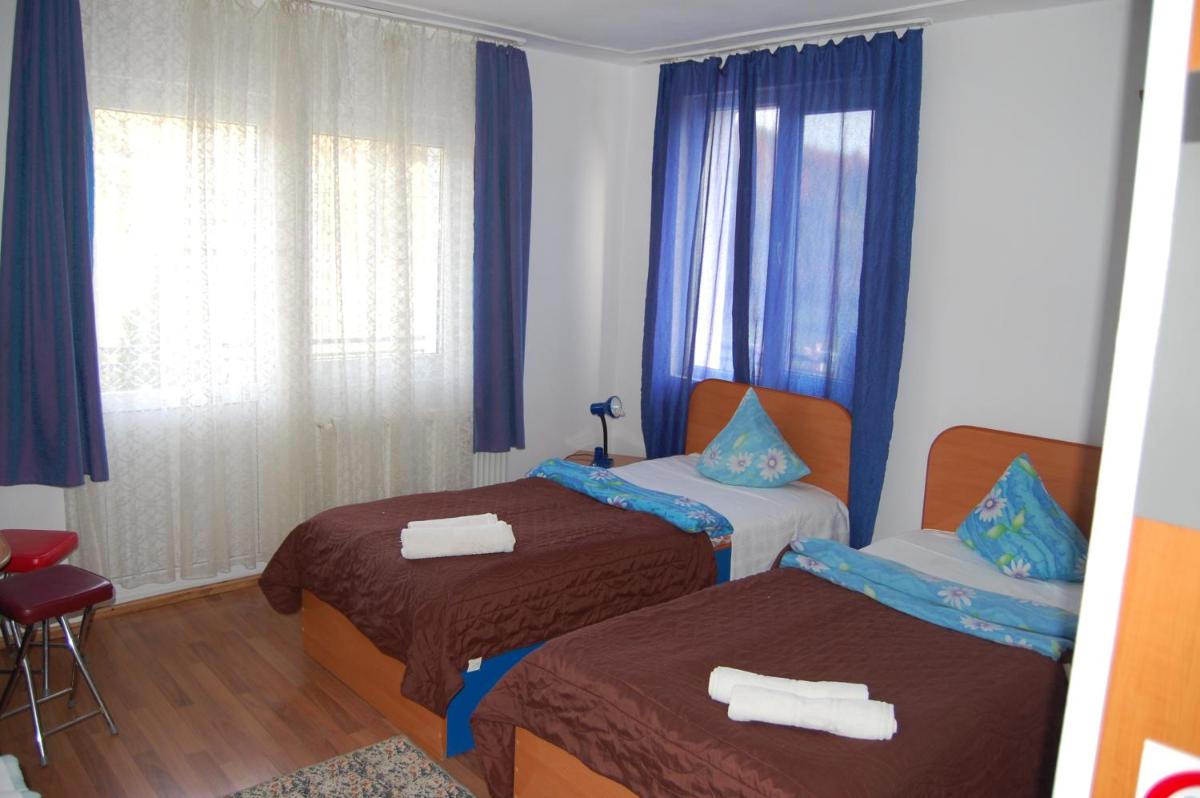 Pensiunea Vidra - Housity