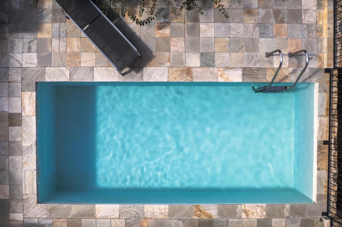 Villa de standing Vista - Piscine - Vue Lac de Padula - Housity