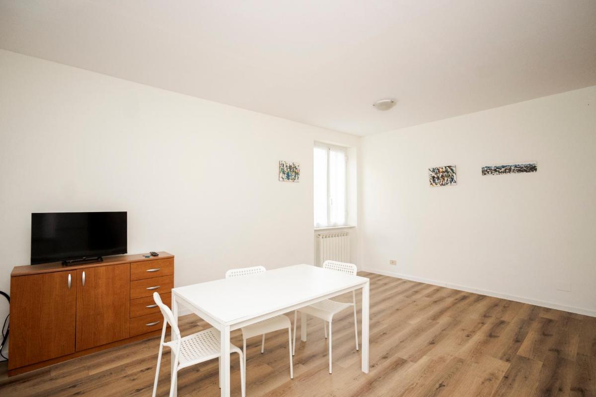 Cornigliano Apartment 3 - Housity