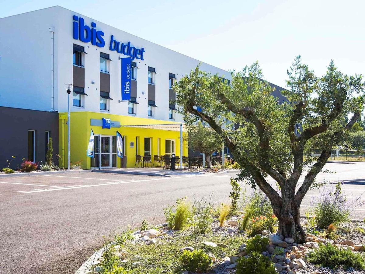 Ibis Budget Porte de Camargue - Housity
