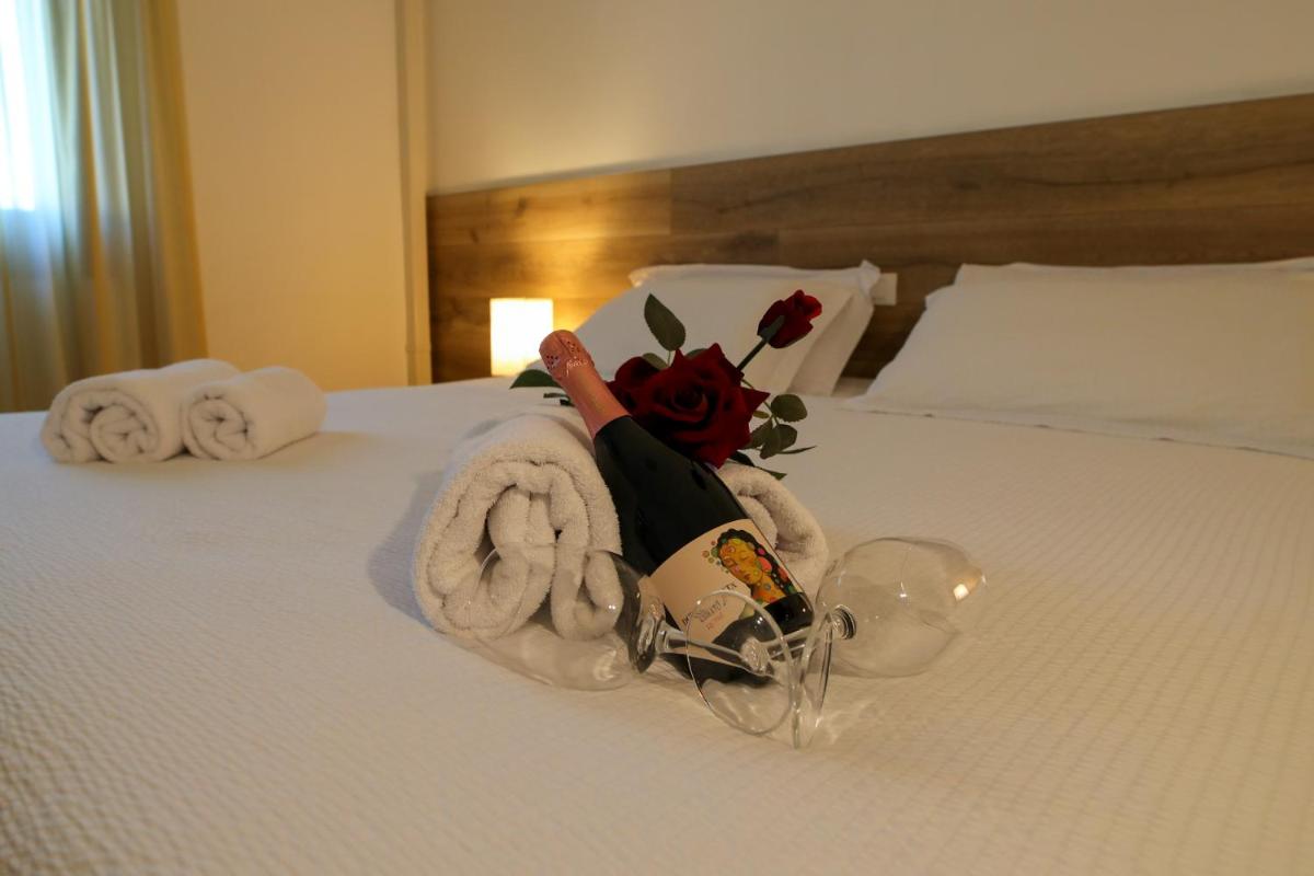 Hotel Al Posta - Housity