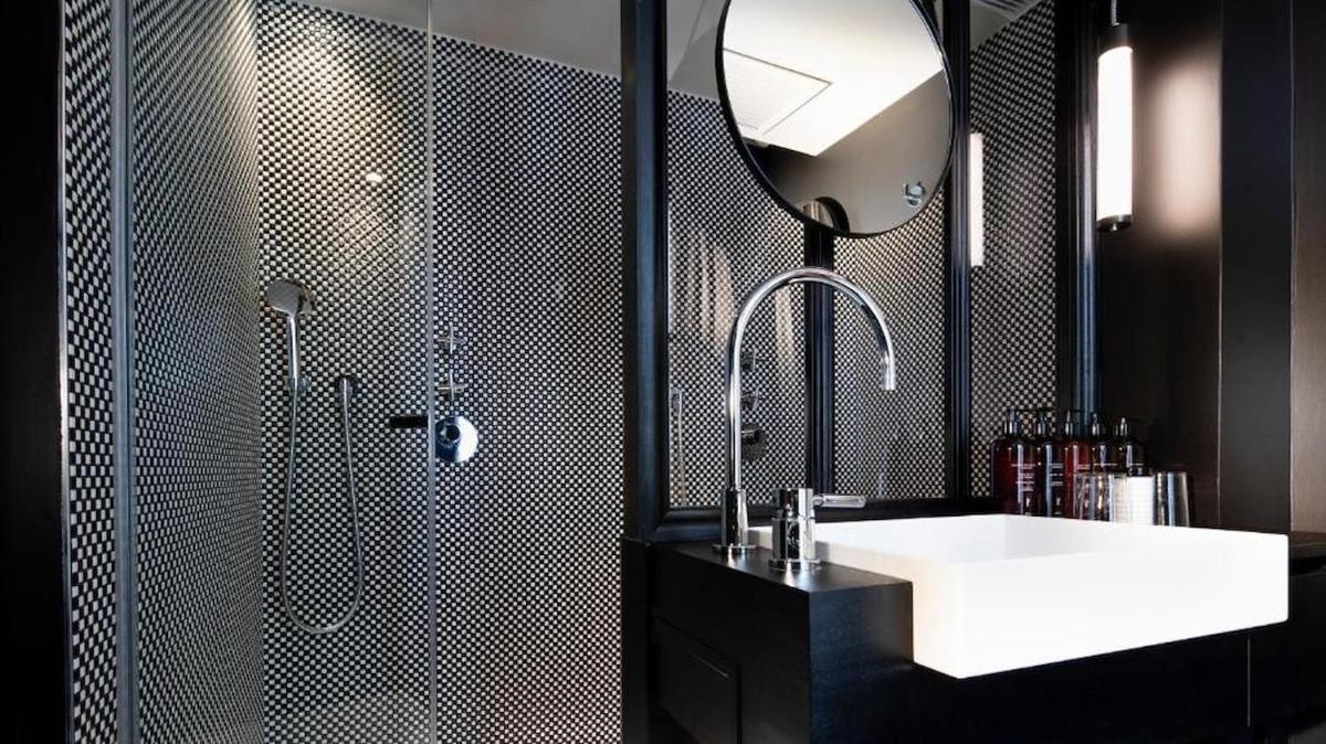Salle de bains dans l'établissement Maison ELLE Paris