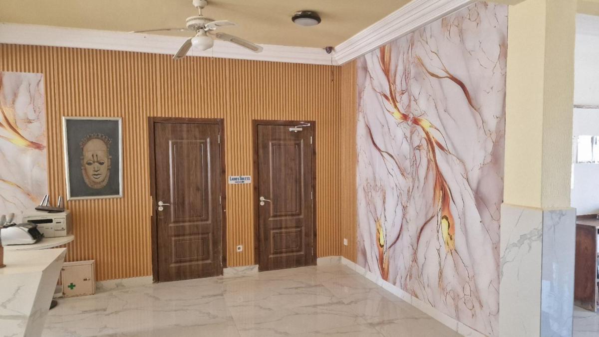 Cape Point Hotel - Housity