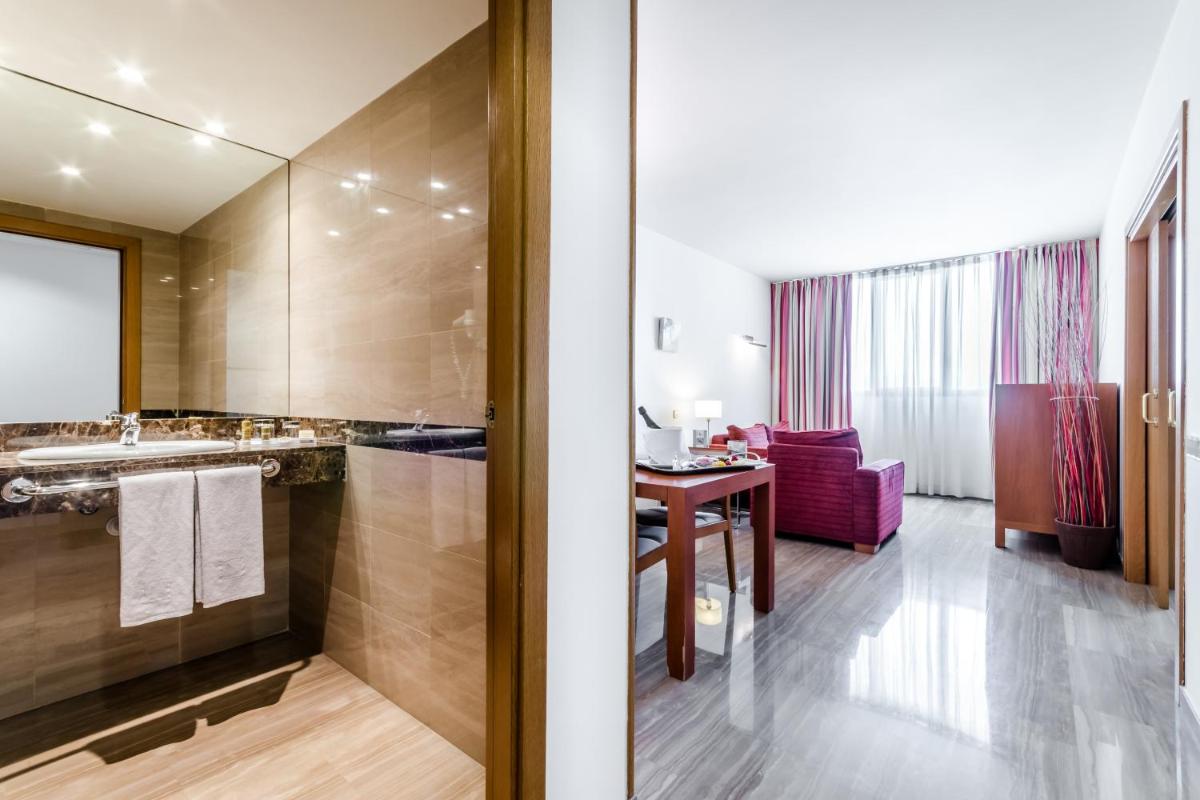 Exe Barbera Parc - Housity