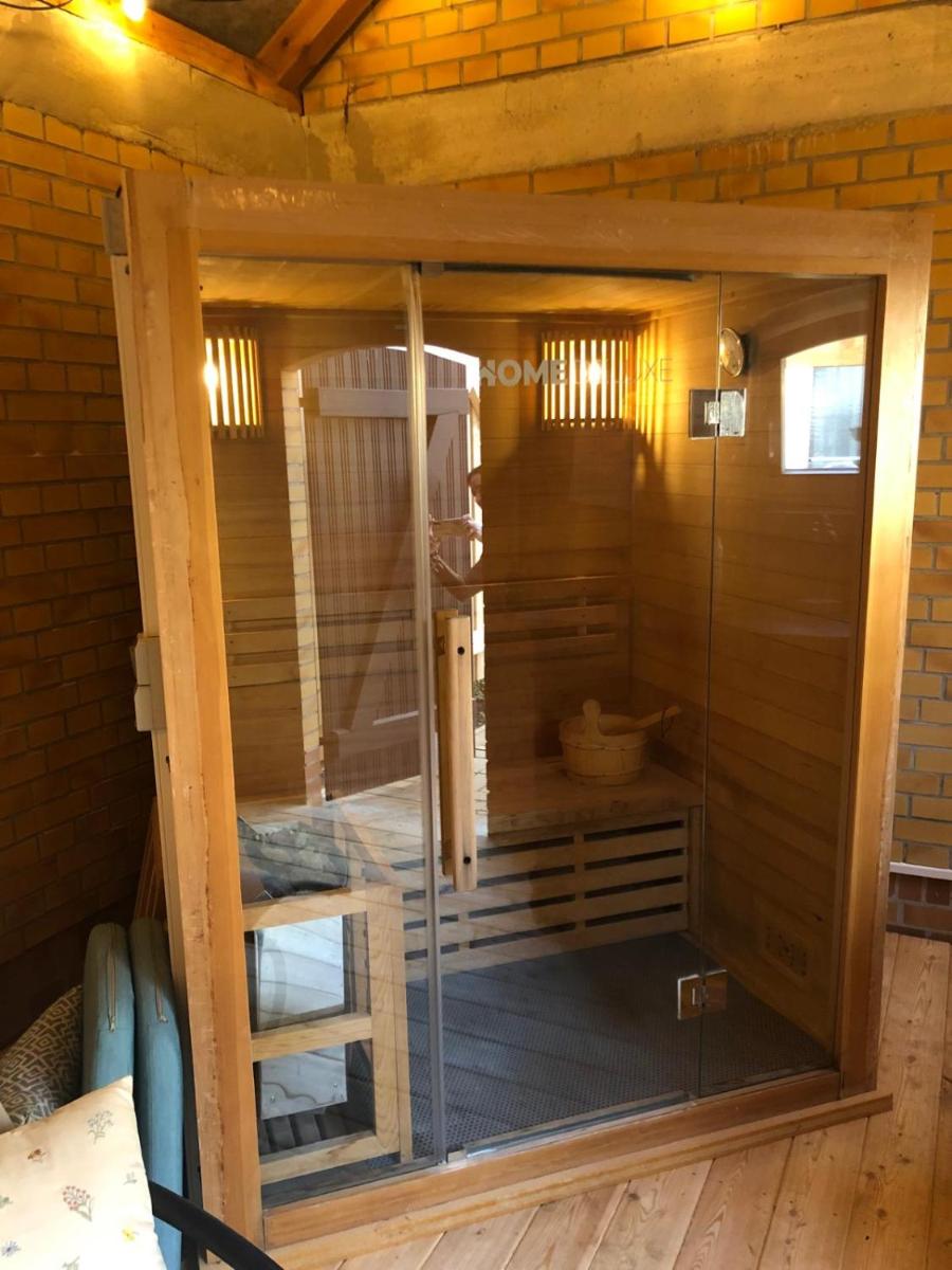 Glashüttchen mit 2 Schlafzimmern, Sauna und schönem Garten - Housity