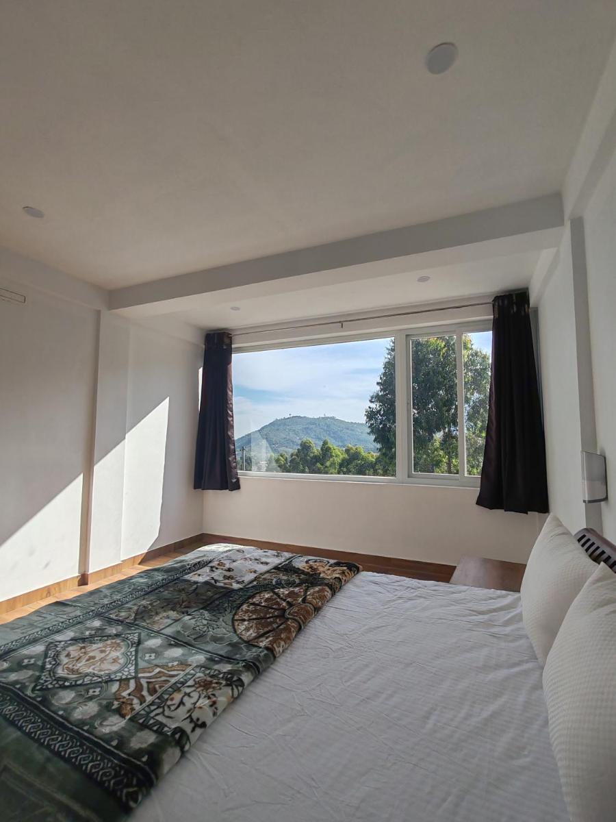 Aden Valley Tent Stay , kanthalloor - Housity